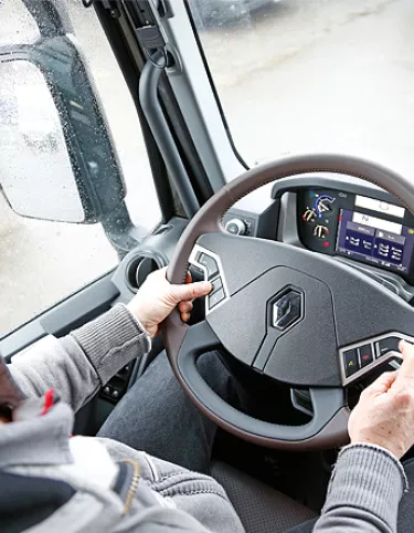 POVEZIVANJE KAMIONA RADI BOLJEG PROTOKA SAOBRAĆAJA U GRADSKIM SREDINAMA